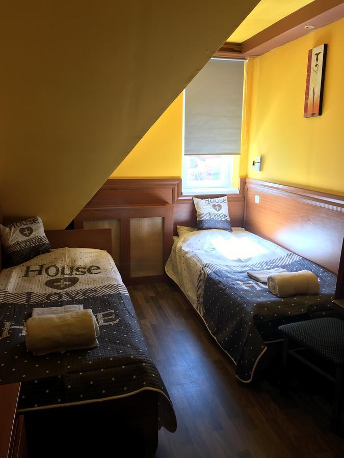 Szekelykert Panzio Bed & Breakfast Мисколк Екстериор снимка