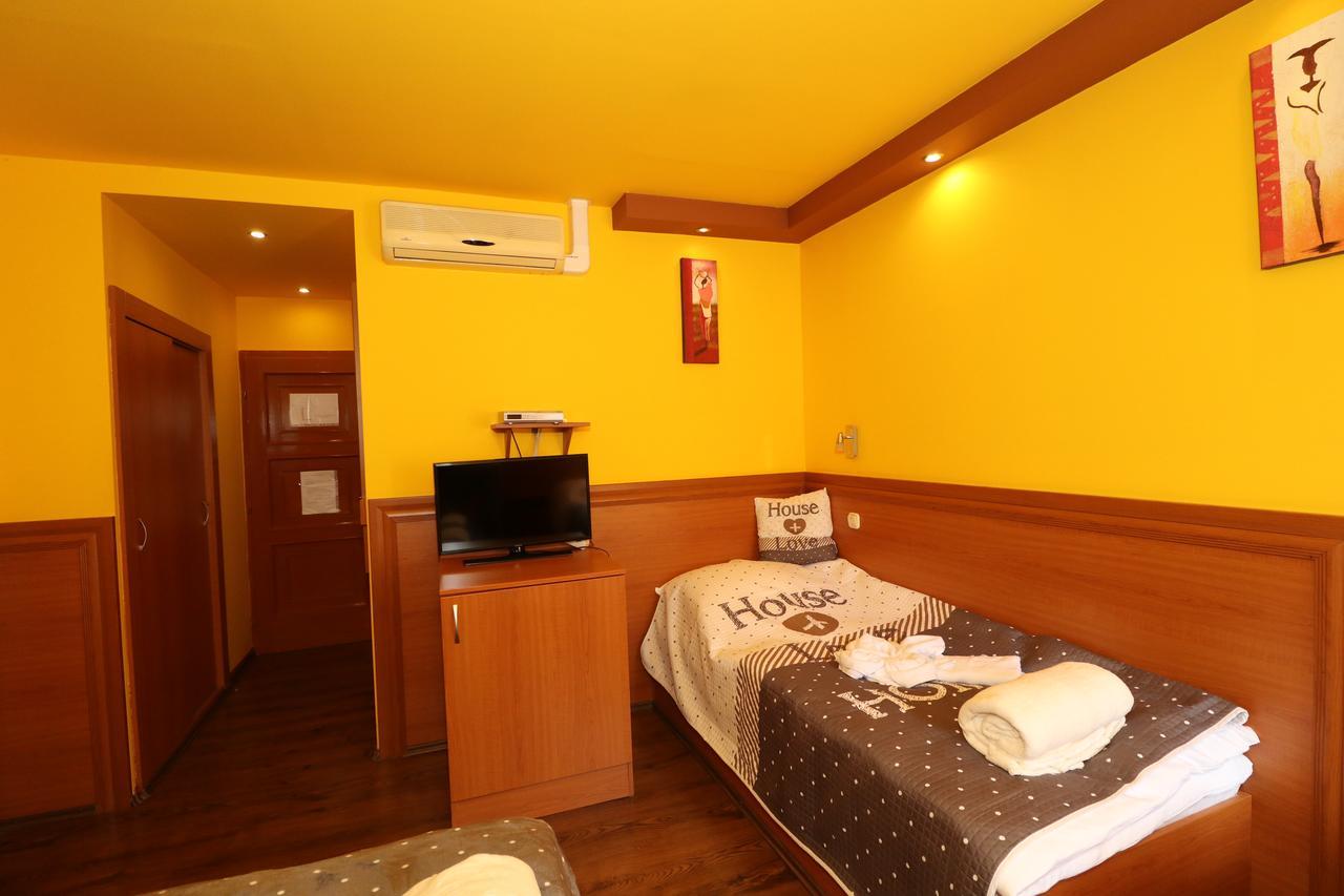 Szekelykert Panzio Bed & Breakfast Мисколк Екстериор снимка