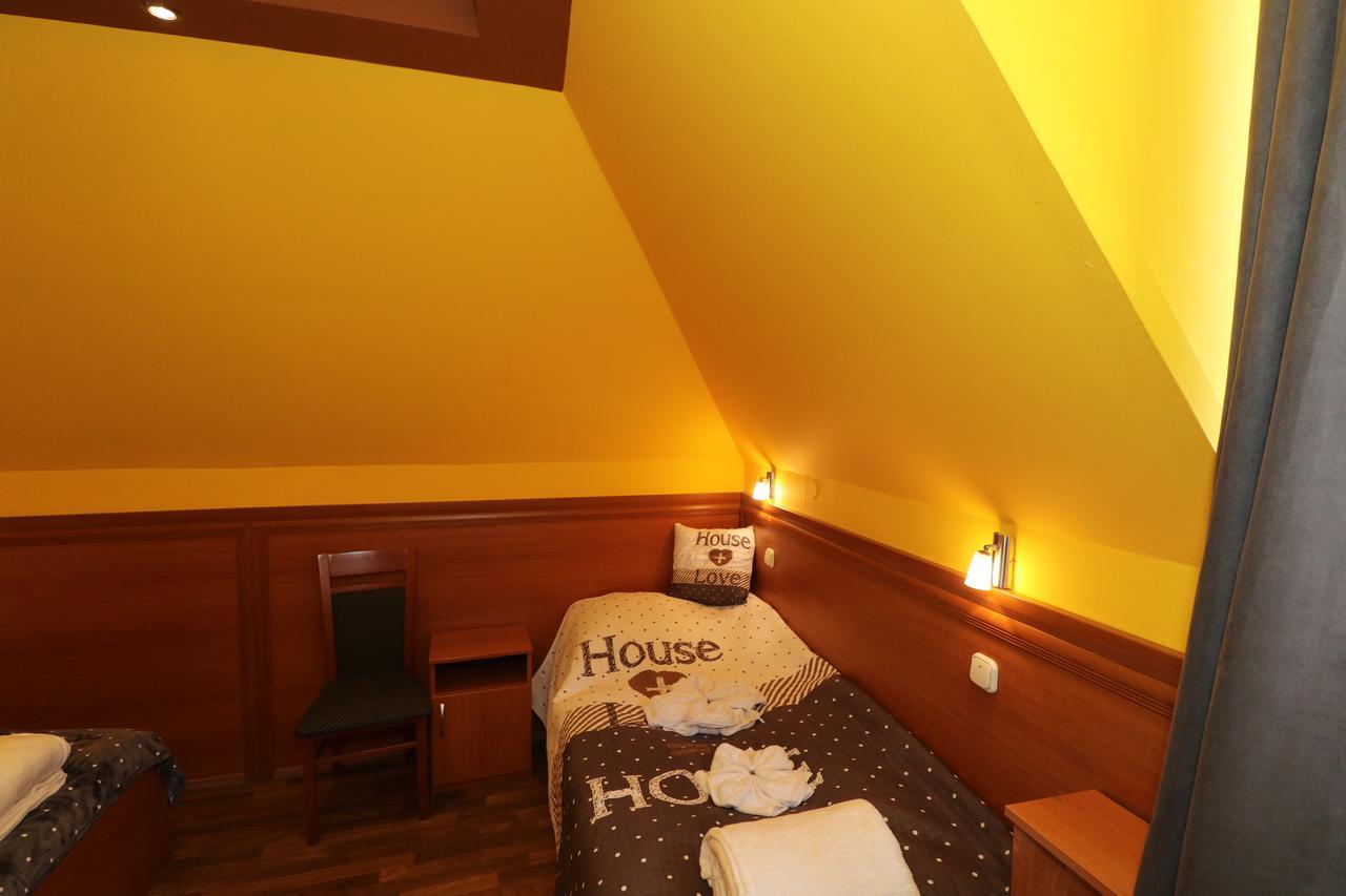 Szekelykert Panzio Bed & Breakfast Мисколк Екстериор снимка
