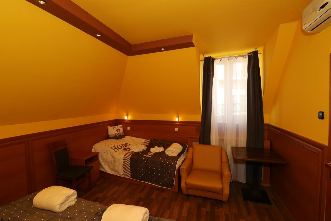 Szekelykert Panzio Bed & Breakfast Мисколк Екстериор снимка