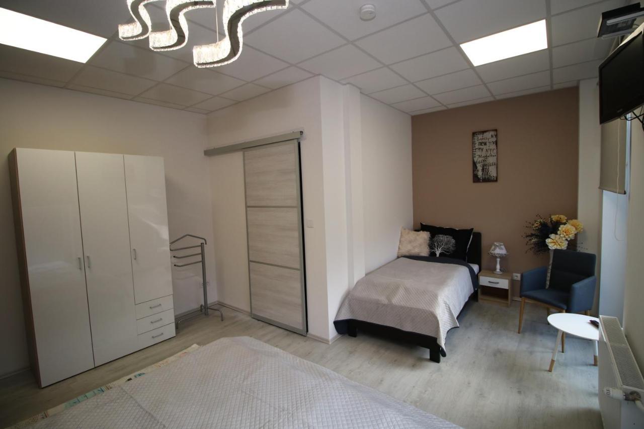 Szekelykert Panzio Bed & Breakfast Мисколк Екстериор снимка