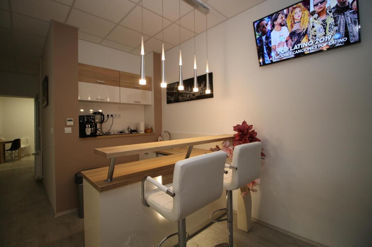 Szekelykert Panzio Bed & Breakfast Мисколк Екстериор снимка